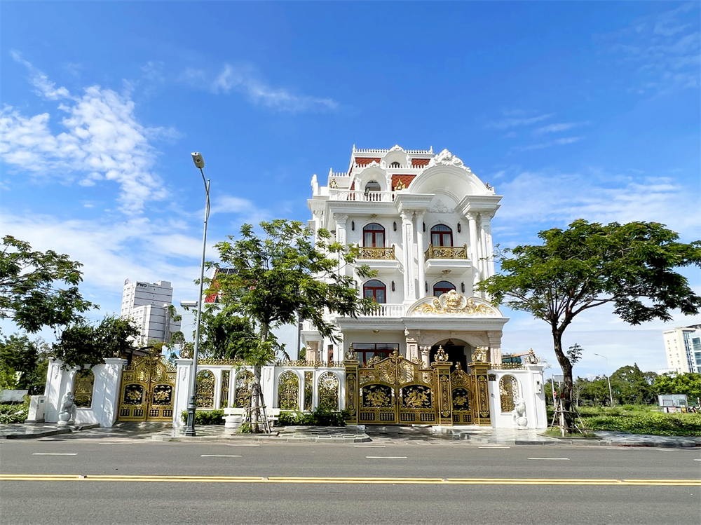 Biệt thự nhà cô Kim