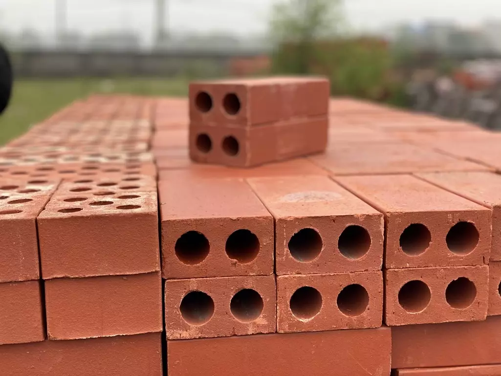 Gạch tuynel 4 lỗ